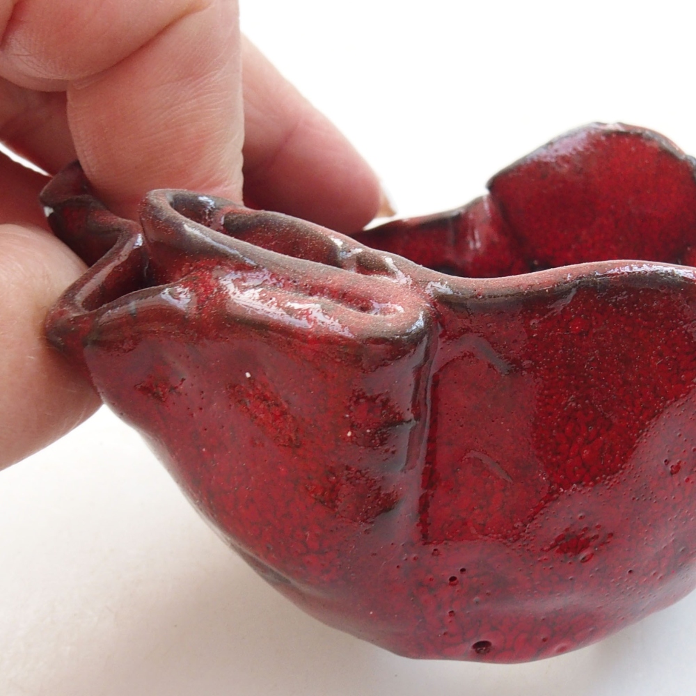 Coquille en céramique 8,5 x 7 x 5 cm , couleur rouge