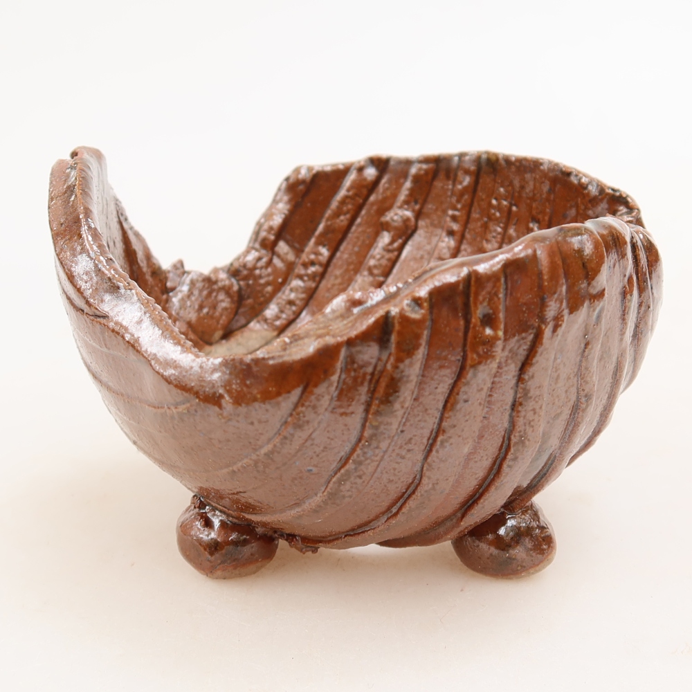 Coquille en céramique 9 x 8,5 x 6 cm , couleur marron