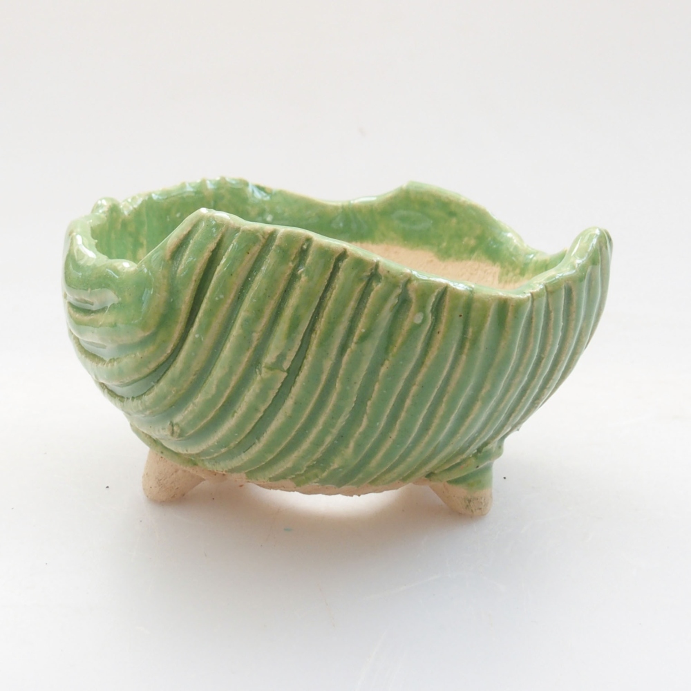 Coquille en céramique 7,5 x 7 x 4,5 cm , couleur verte