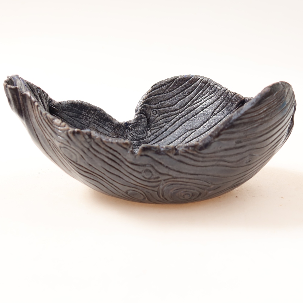 Coquille en céramique  15,5 x 12 x 6,5 cm, couleur verte