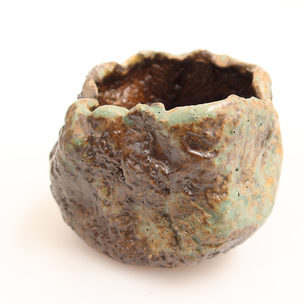 Coquille en céramique  6 x 5 x 6 cm, couleur verte