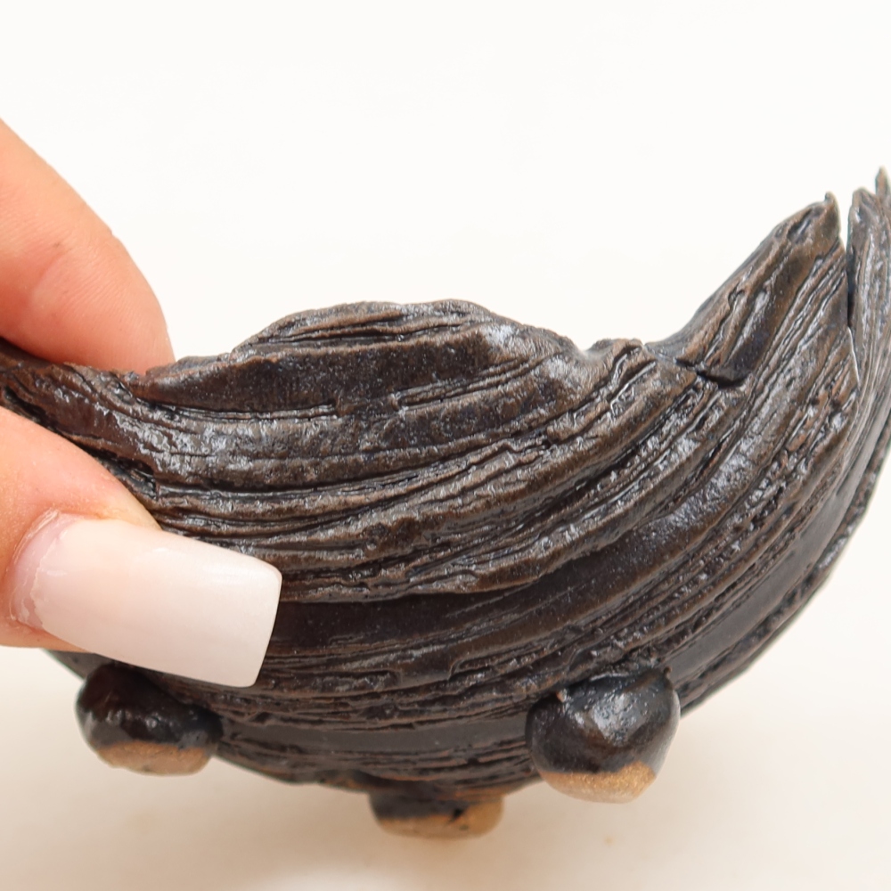 Coquille en céramique  10,5 x 8,5 x 6,5 cm, couleur noir-vert