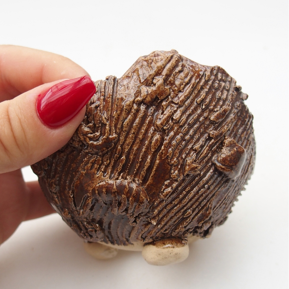 Coquille en céramique 8,5 x 8,5 x 7 cm , couleur marron