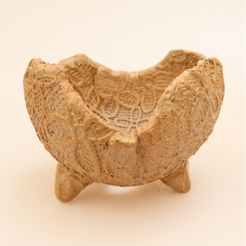 Coquille en céramique 8,5 x 8,5 x 6 cm , couleur beige