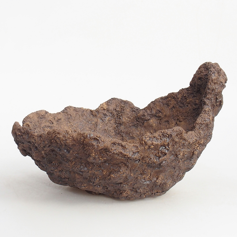 Coquille en céramique 19 x 15 x 14 cm , couleur marron