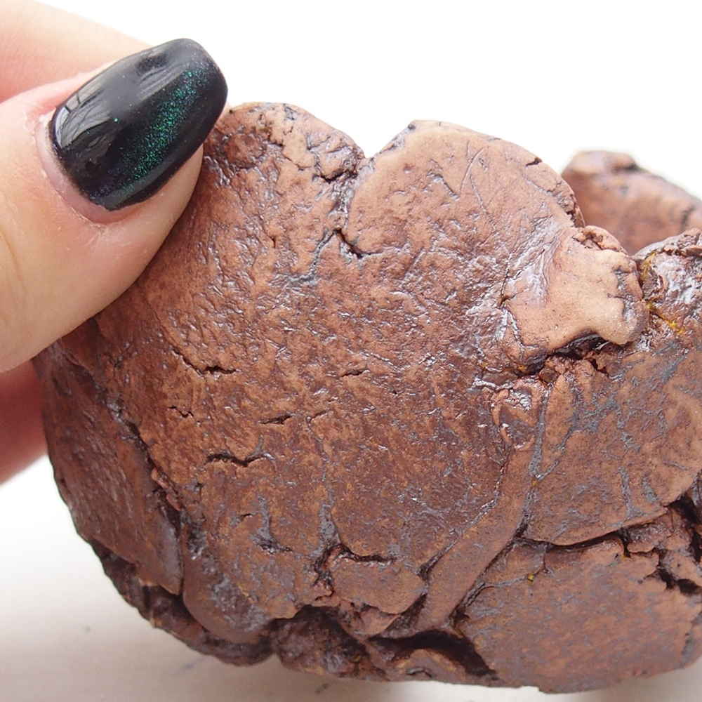 Coquille en céramique 9,5 x 8,5 x 5,5 cm , couleur marron