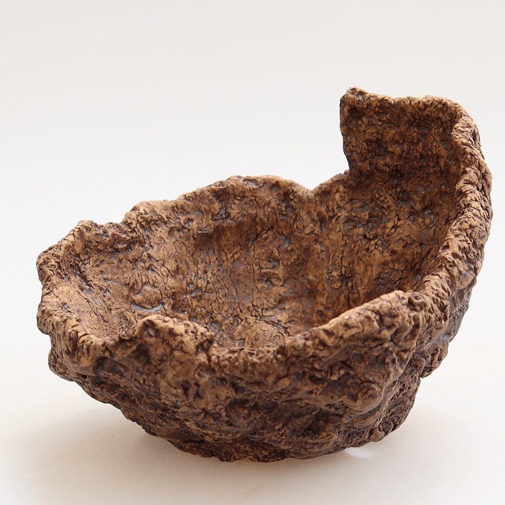 Coquille en céramique 10 x 9 x 9 cm , couleur marron
