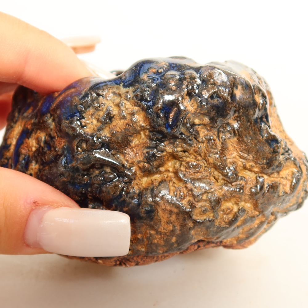 Coquille en céramique  7 x 7 x 5,5 cm, couleur bleu-brun