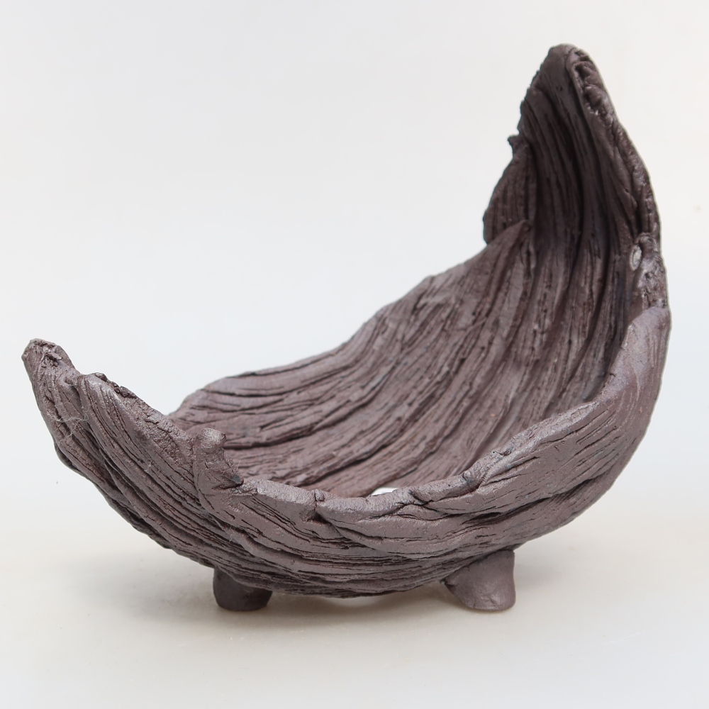 Coquille en céramique  15 x 11 x 14,5 cm, couleur marron
