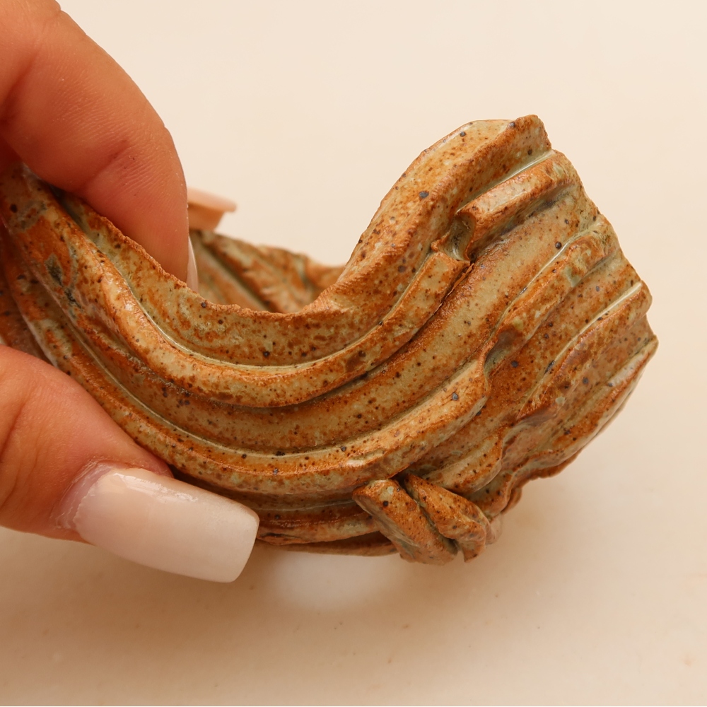 Coquille en céramique 9 x 8,5 x 5,5 cm , couleur beige