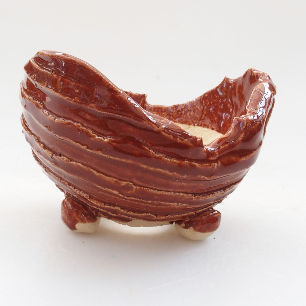 Coquille en céramique 7,5 x 7,5 x 6 cm , couleur marron