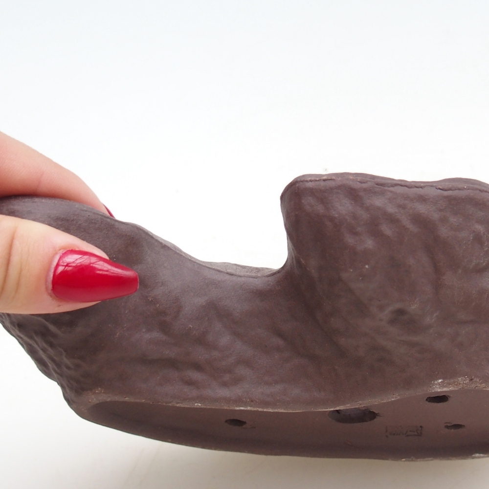 Coquille en céramique 19 x 13,5 x 3,5 cm , couleur marron