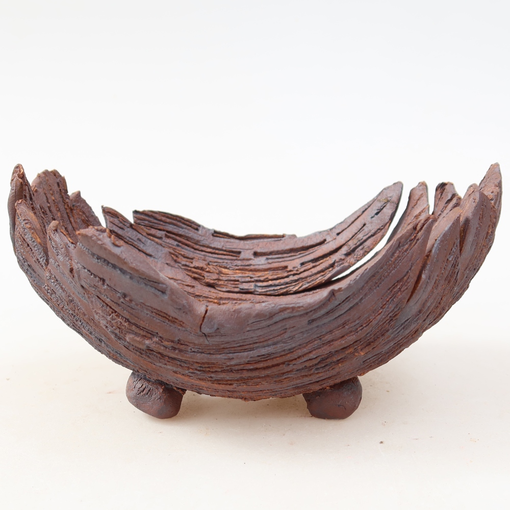 Coquille en céramique  15 x 11 x 7,5 cm, couleur marron