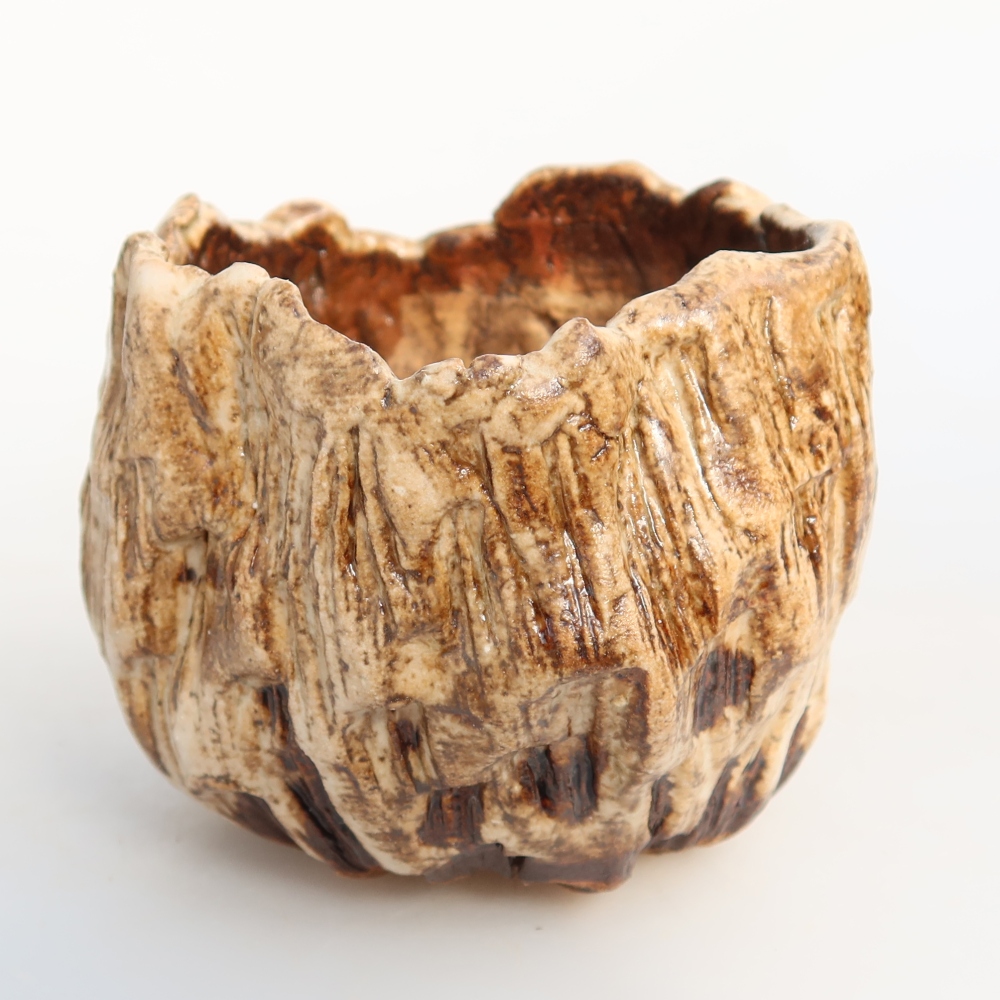 Coquille en céramique  7 x 7 x 6,5 cm, couleur blanc-brun