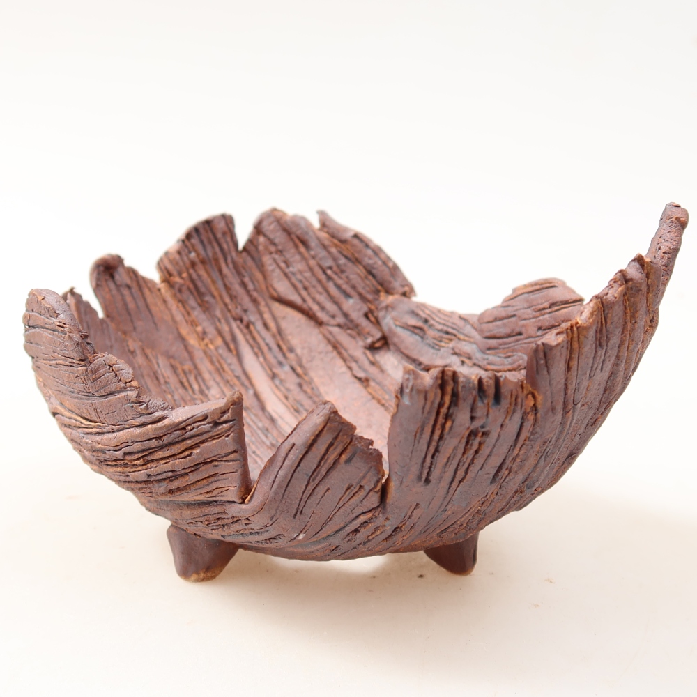 Coquille en céramique  14,5 x 11,5 x 7,5 cm, couleur marron