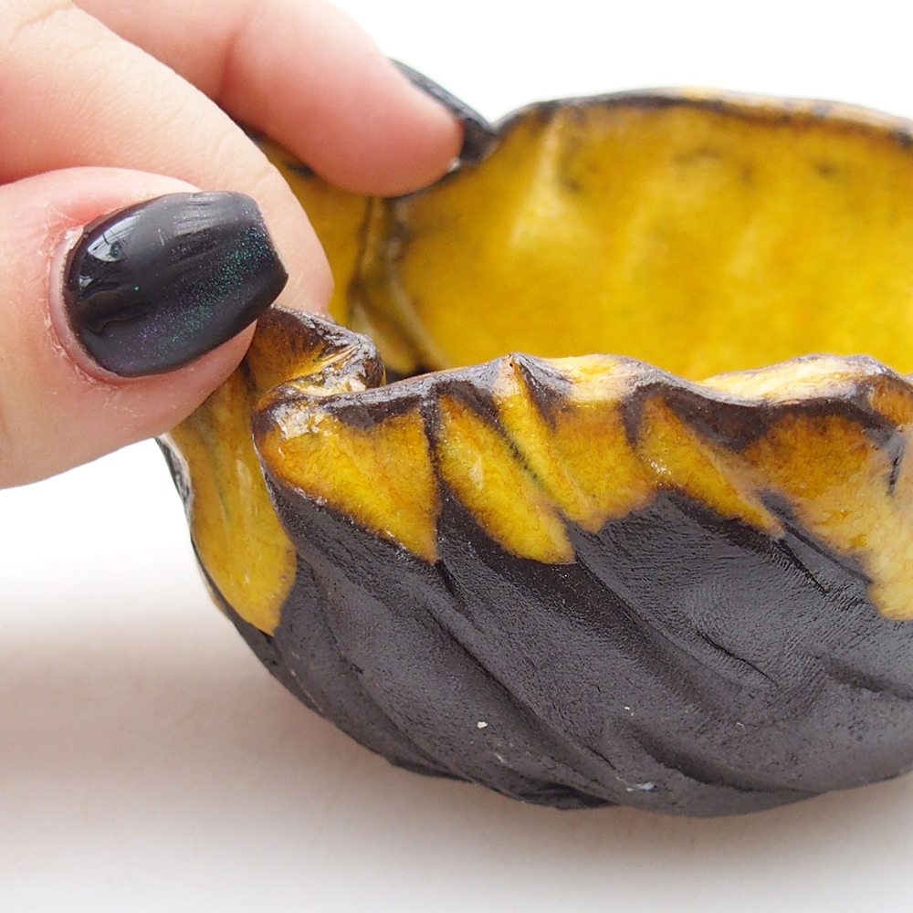 Coquille en céramique 8 x 10 x 5,5 cm , jaune