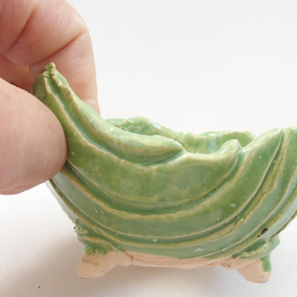 Coquille en céramique 7,5 x 7 x 5,5 cm , couleur verte