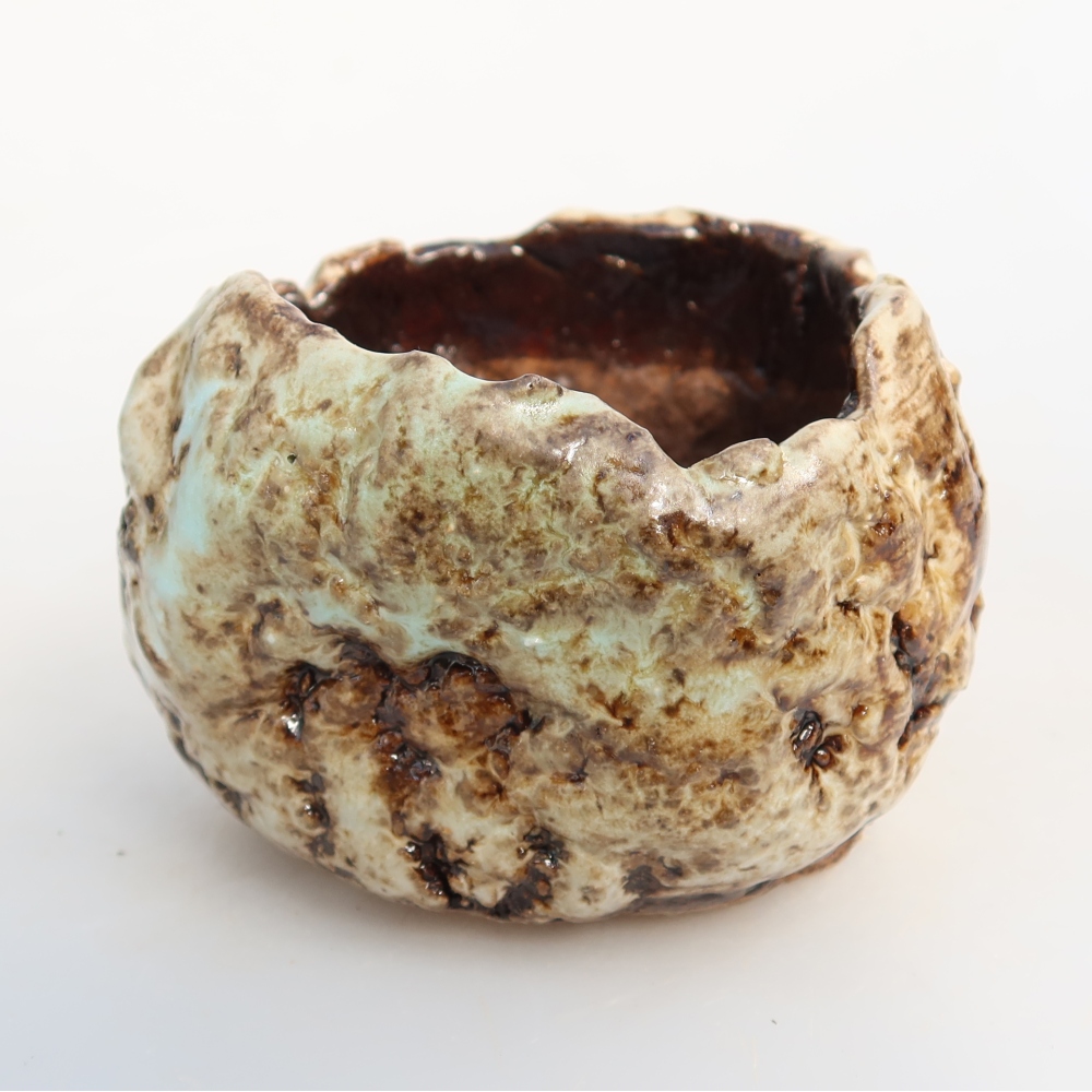 Coquille en céramique  7,5 x 7 x 5,5 cm, couleur blanc-brun