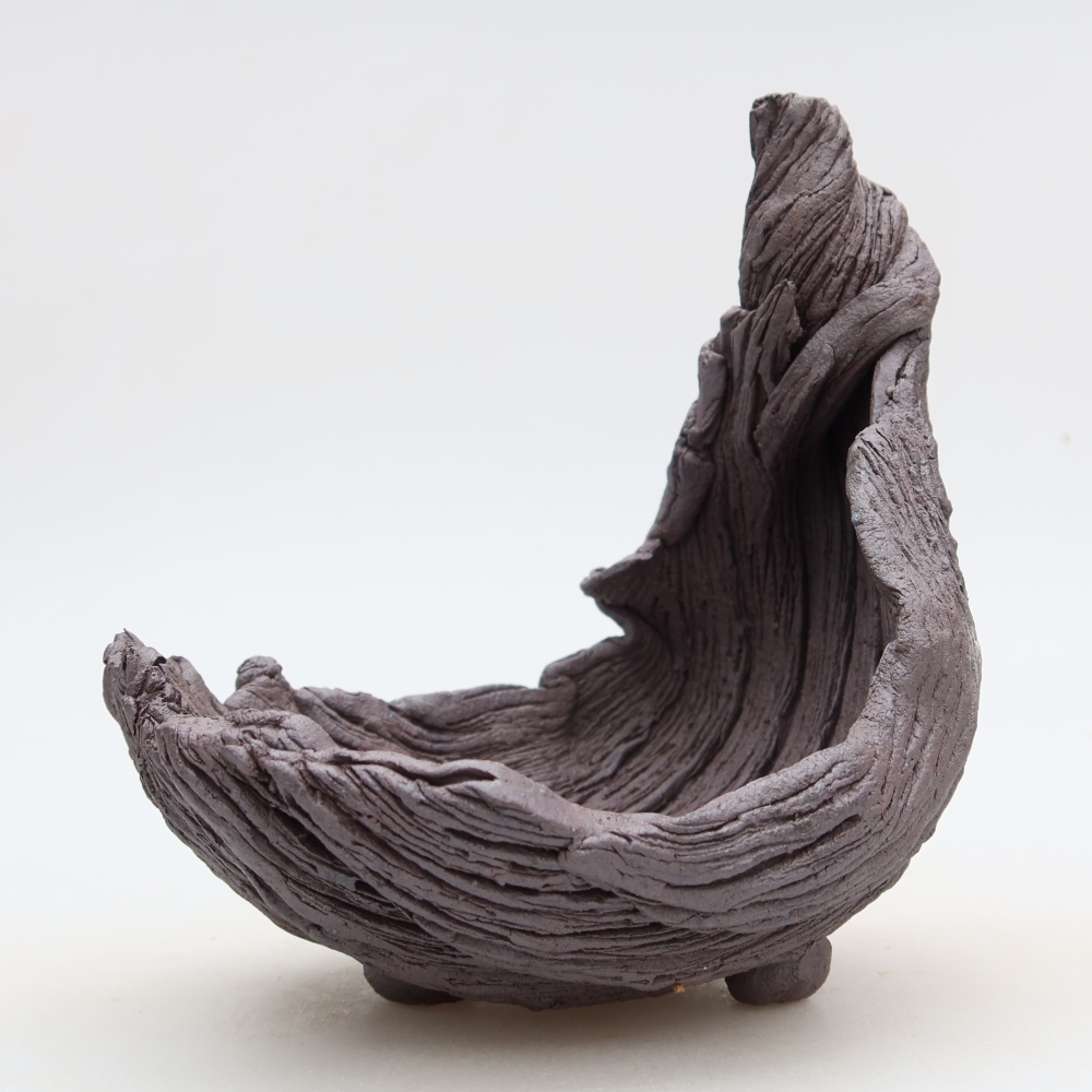 Coquille en céramique  13,5 x 11 x 15 cm, couleur marron