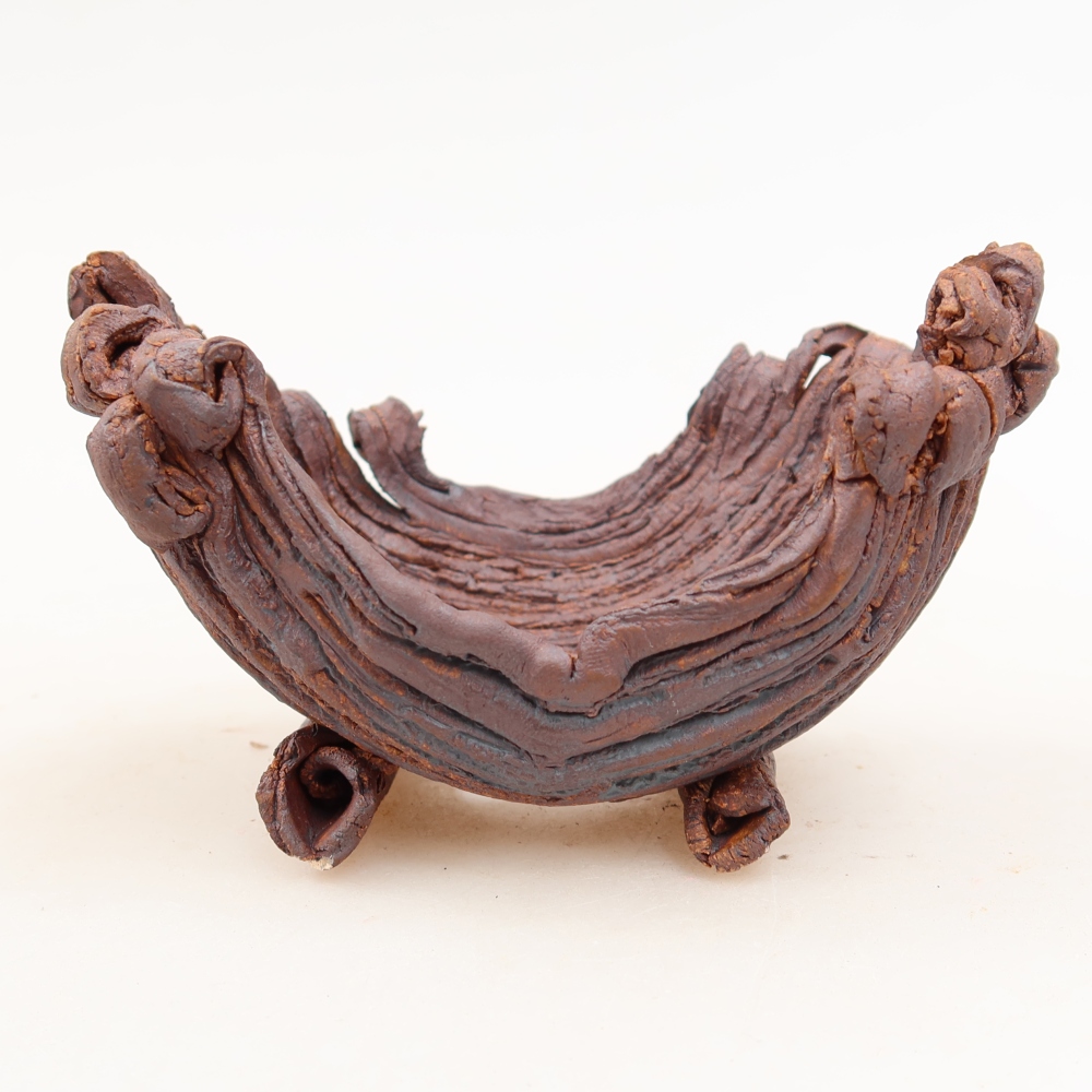 Coquille en céramique  12 x 8 x 7 cm, couleur marron