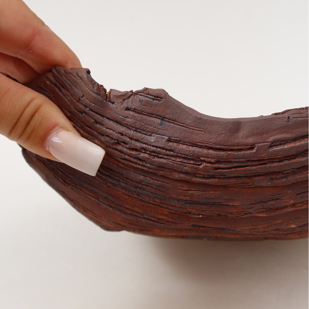 Coquille en céramique  20 x 16 x 7 cm, couleur marron