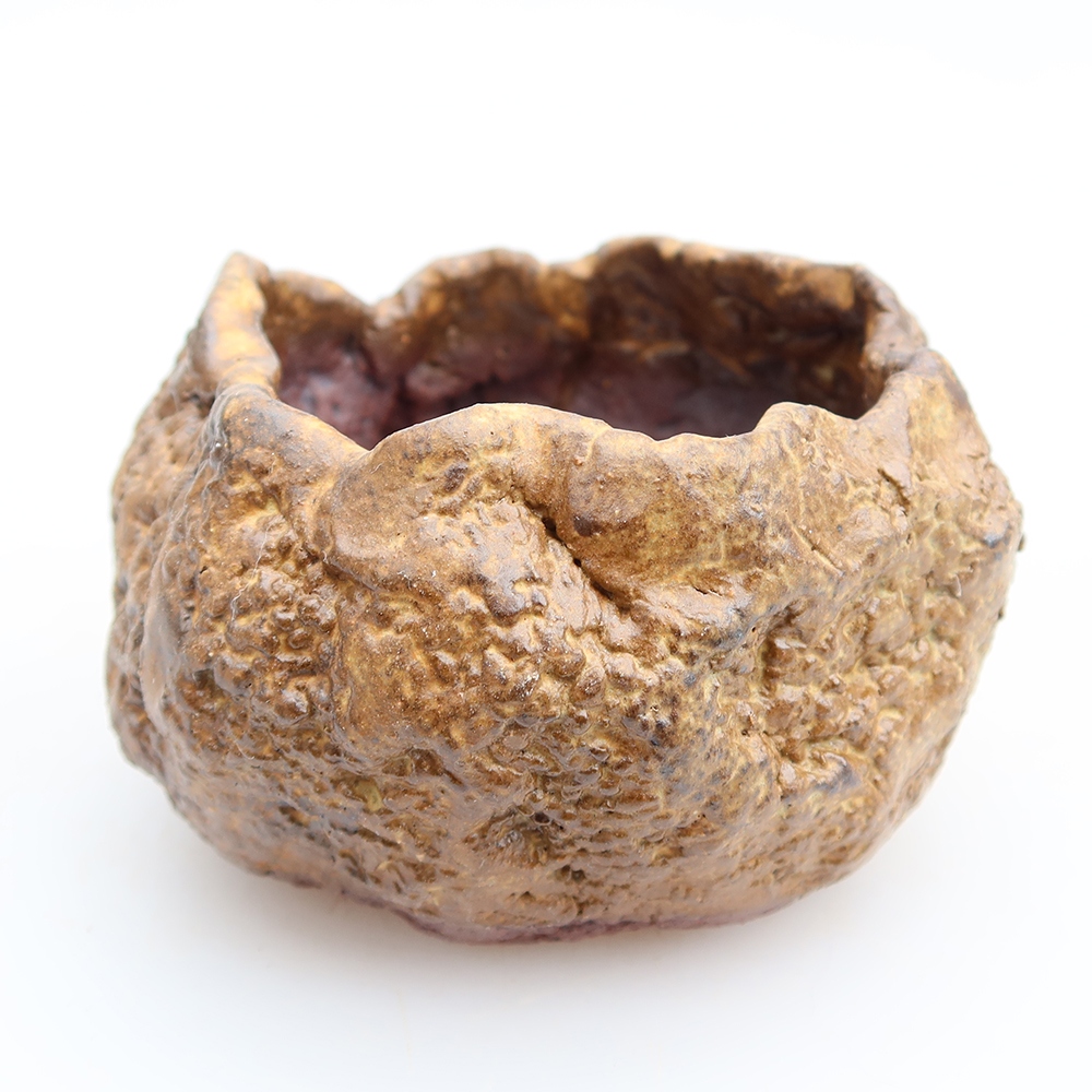 Coquille en céramique  6,5 x 5 x 6 cm , couleur marron