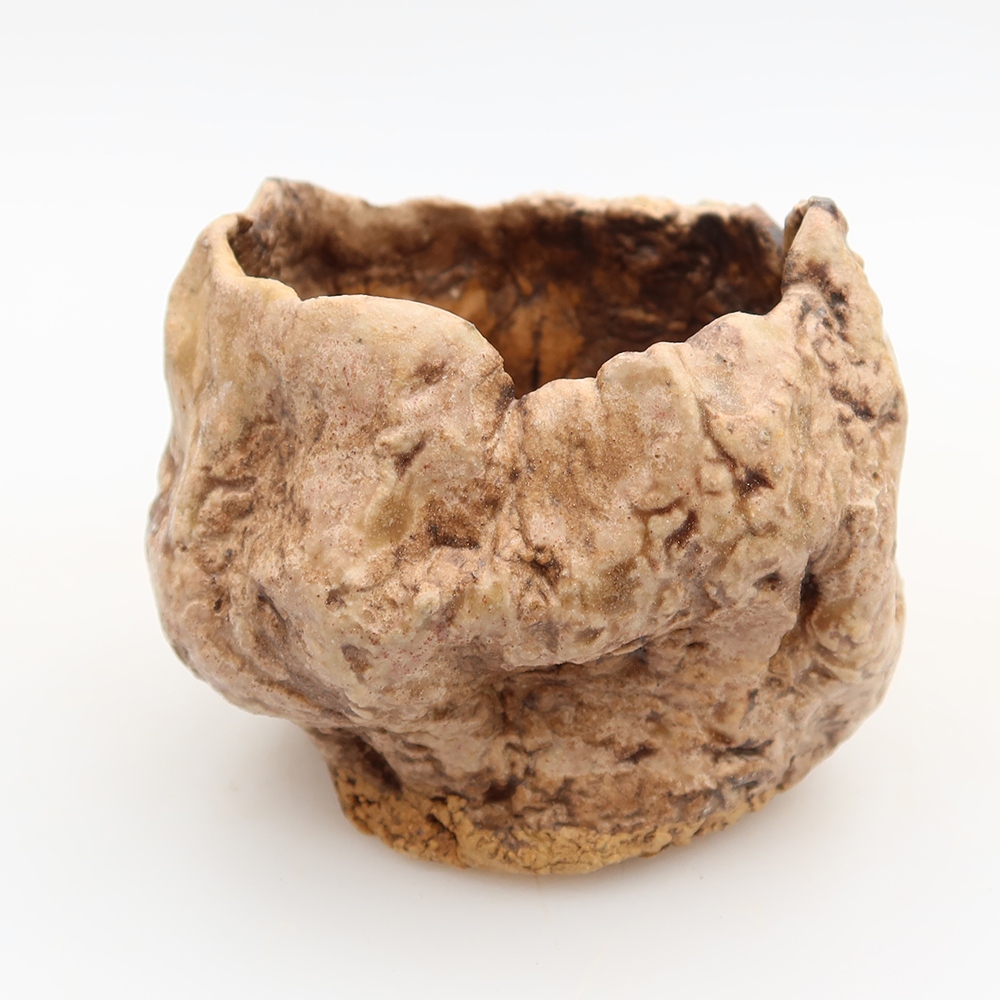 Coquille en céramique  6 x 6 x 6 cm, couleur beige-brun