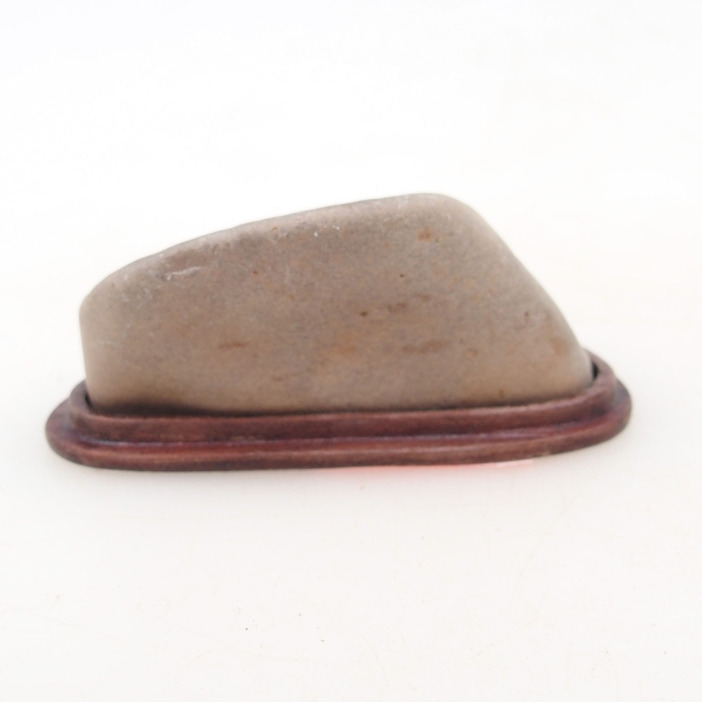 Suiseki - Pierre avec DAI (base en bois)