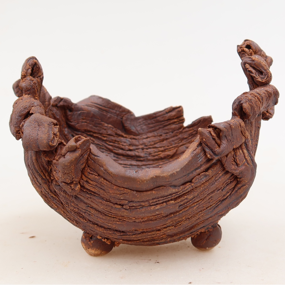 Coquille en céramique  11,5 x 10 x 8 cm , couleur marron