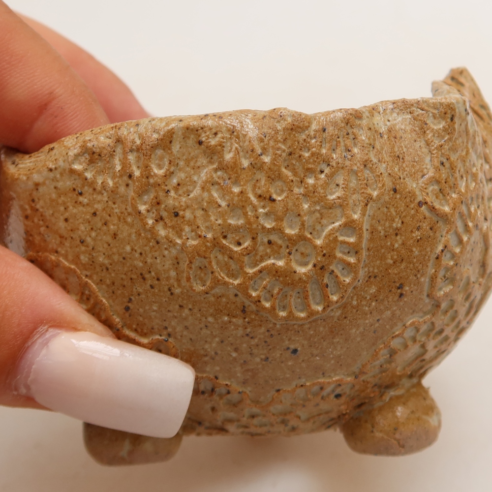 Coquille en céramique 9 x 8 x 6 cm , couleur beige