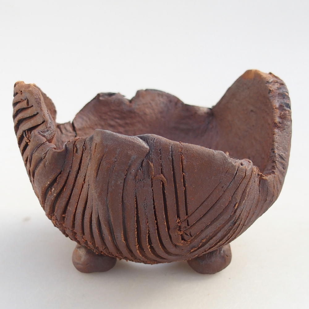 Coquille en céramique 10 x 9,5 x 7 cm , couleur marron