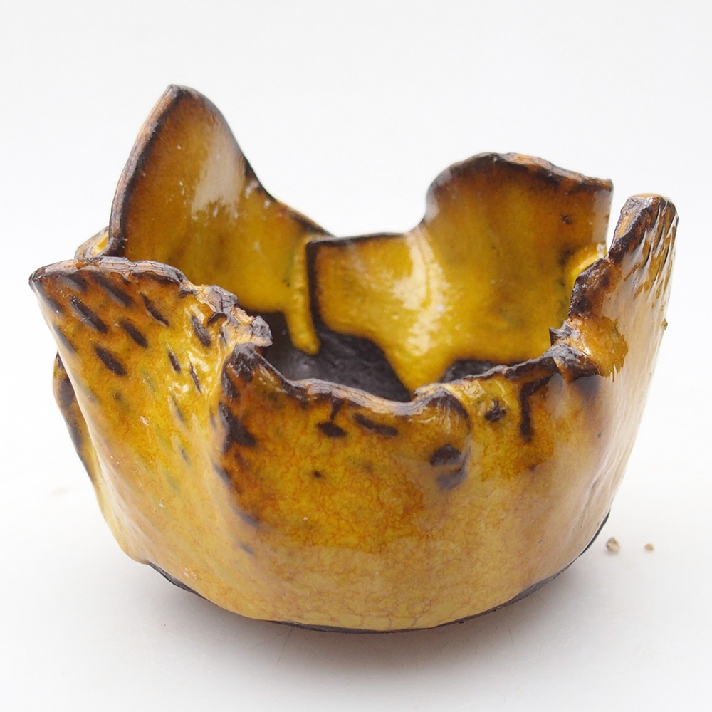 Coquille en céramique 8,5 x 7,5 x 7 cm , couleur jaune