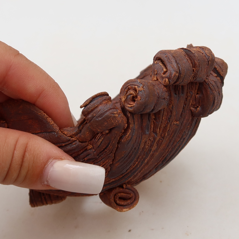 Coquille en céramique  13,5 x 10,5 x 7 cm , couleur marron