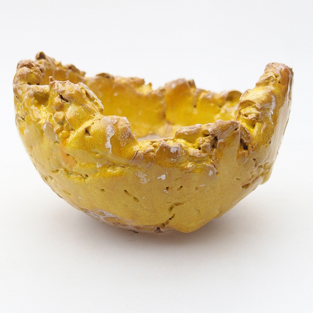 Coquille en céramique 9 x 8,5 x 5,5 cm , couleur jaune