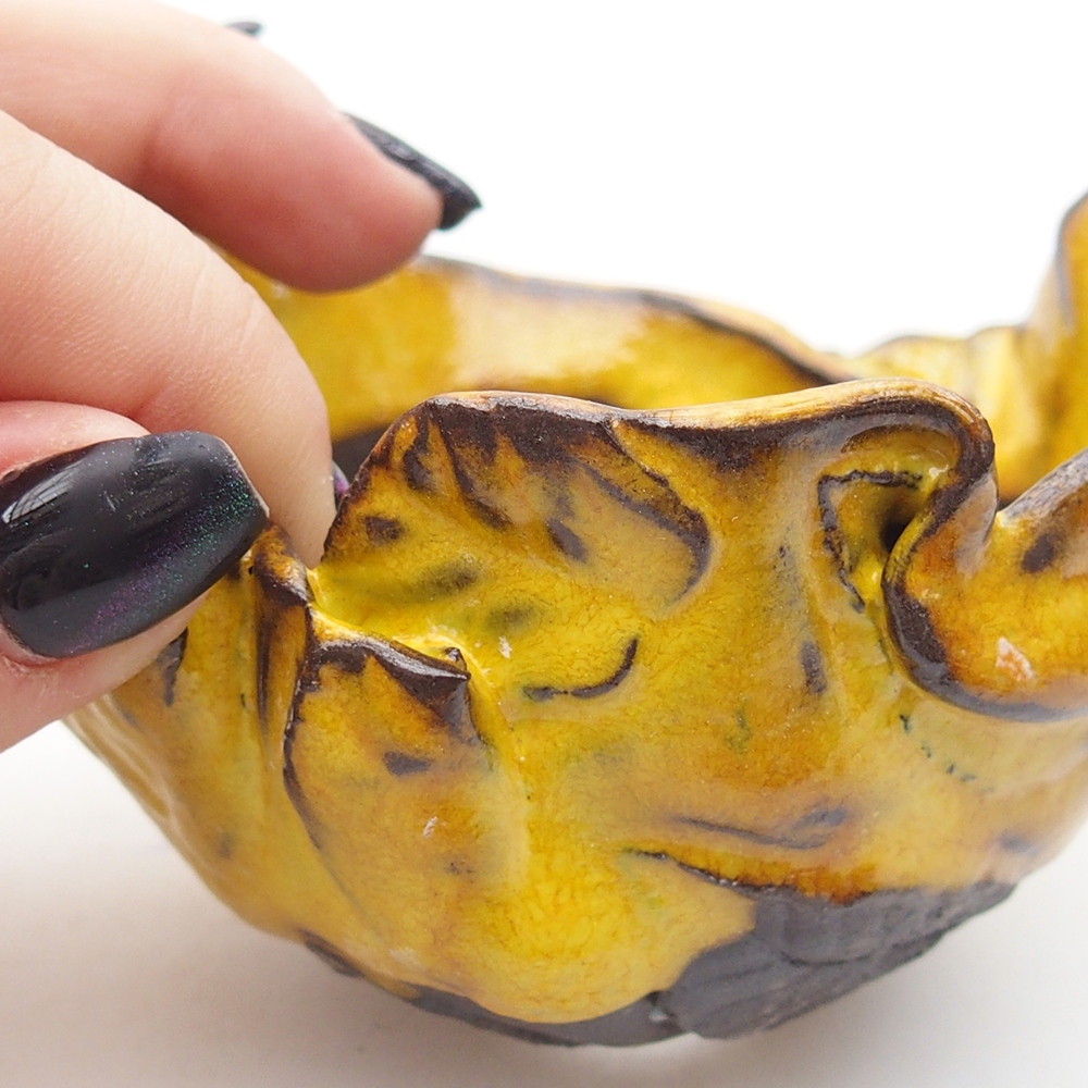 Coquille en céramique 9 x 8,5 x 6,5 cm , jaune