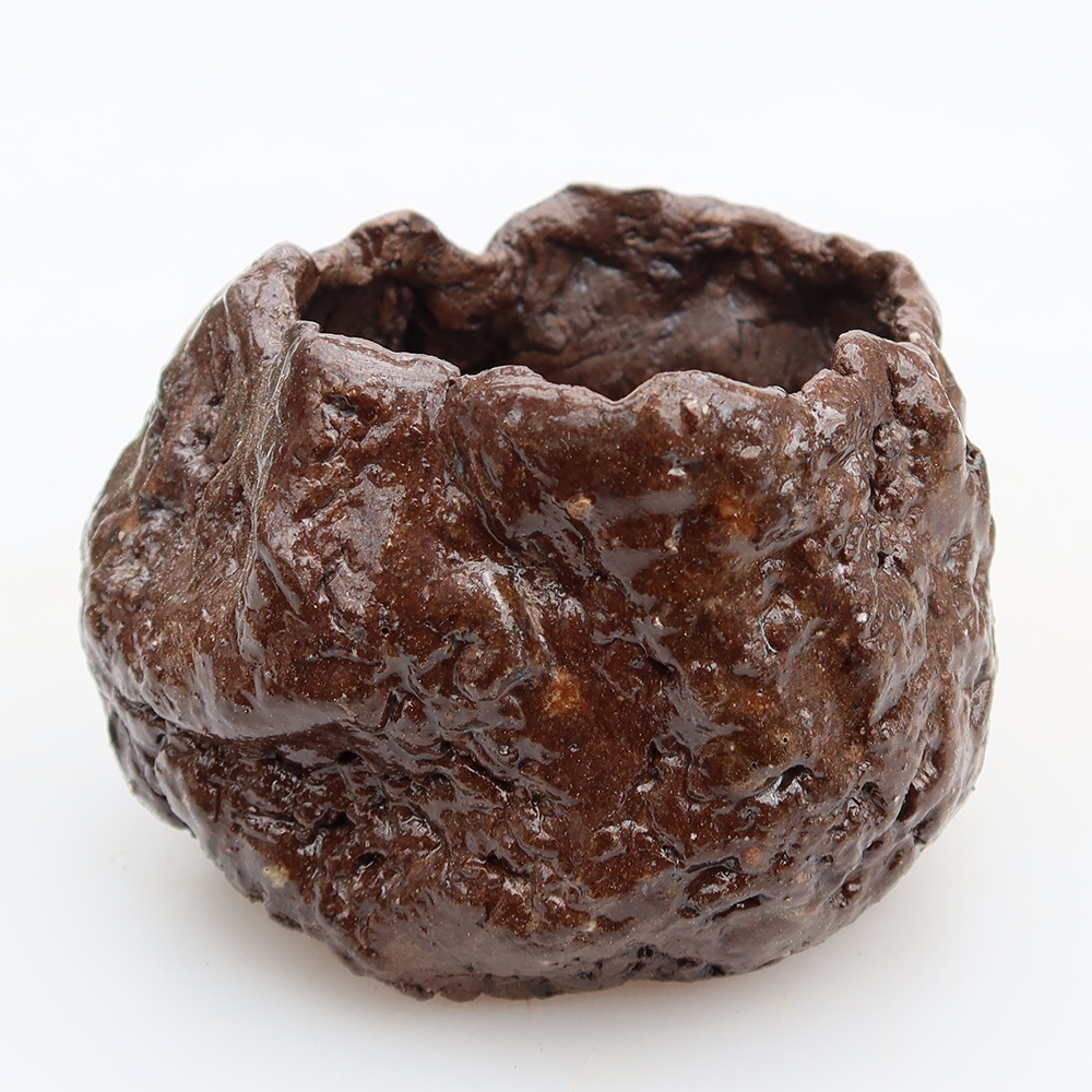 Coquille en céramique  5,5 x 5 x 5,5 cm , couleur marron
