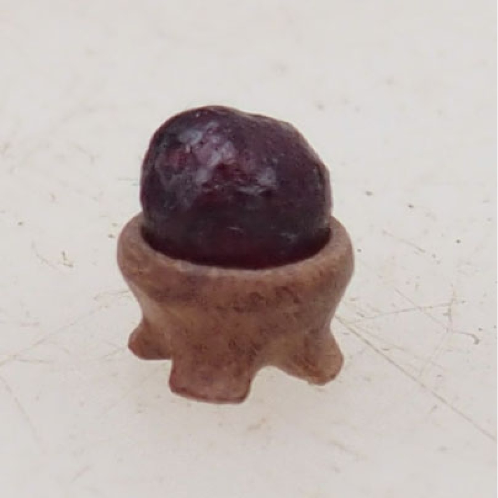 Suiseki - Pierre avec DAI (base en bois)