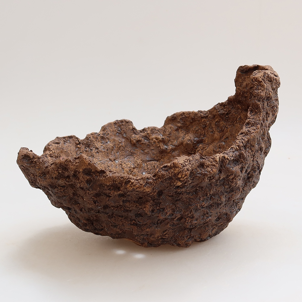 Coquille en céramique 18 x 16 x 13,5 cm, couleur marron