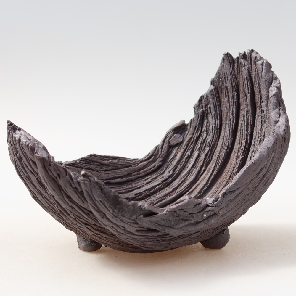 Coquille en céramique  14,5 x 11 x 12 cm, couleur marron
