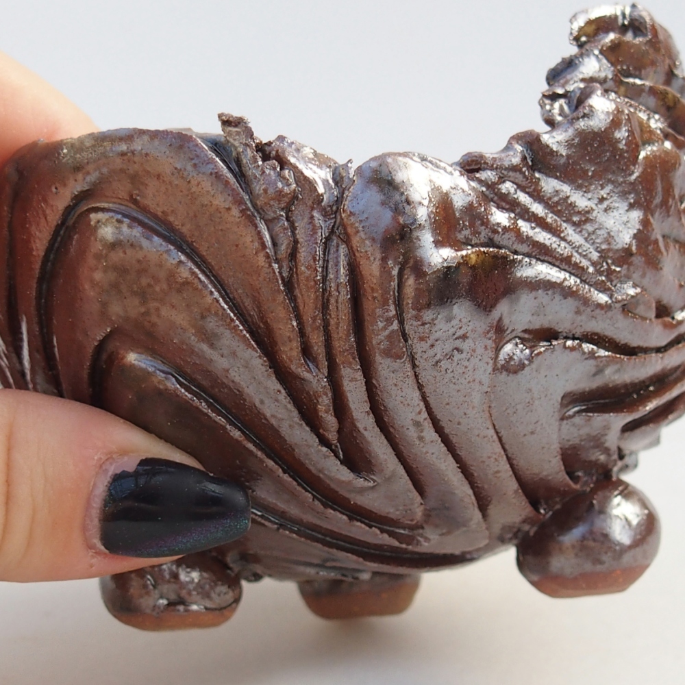 Coquille en céramique 10 x 9 x 7 cm , couleur marron