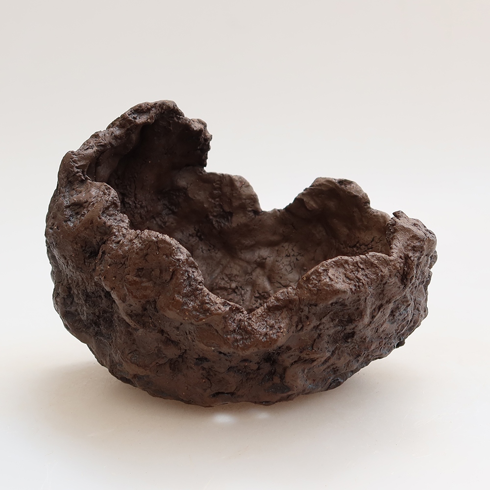 Coquille en céramique 13,5 x 12 x 13 cm, couleur marron