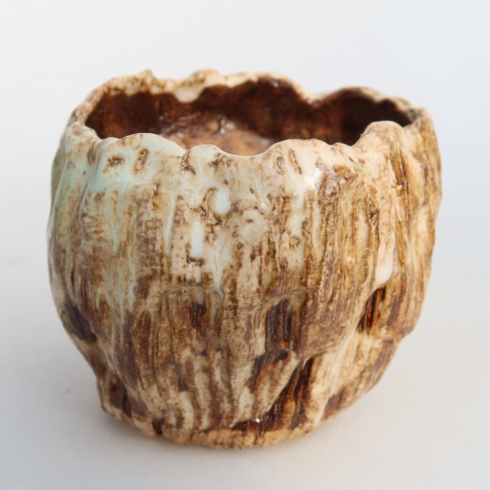 Coquille en céramique  7,5 x 7 x 6,5 cm, couleur blanc-brun