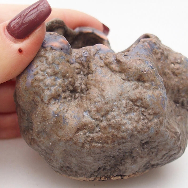 Coquille en céramique 7 x 4,5 x 6 cm , couleur marron