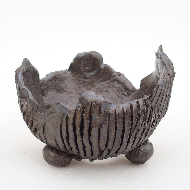 Coquille en céramique 8,5 x 7,5 x 6 cm , couleur brun-bleu