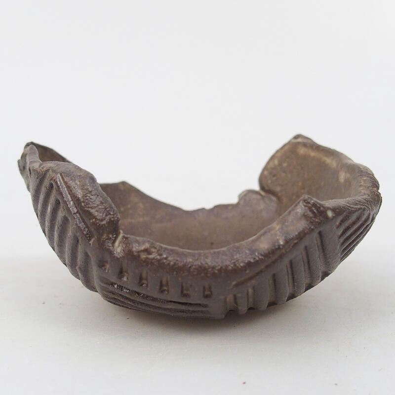 Coquille en céramique 8,5 x 8 x 4 cm , couleur marron