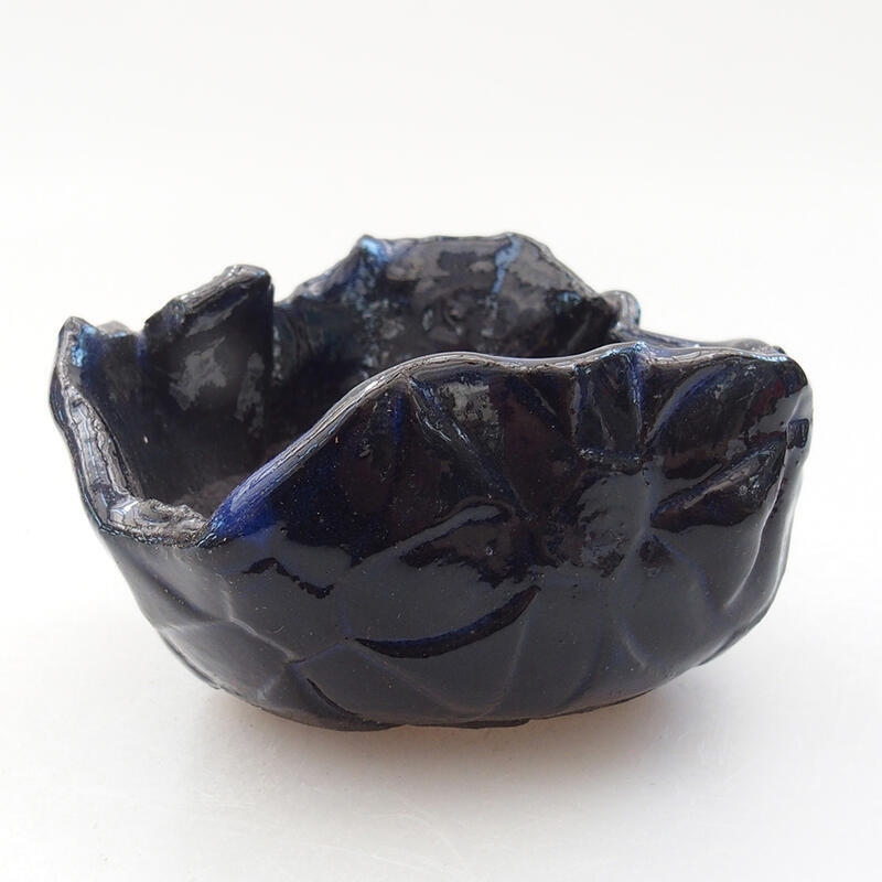 Coquille en céramique 8 x 7 x 4,5 cm , couleur bleu-noir