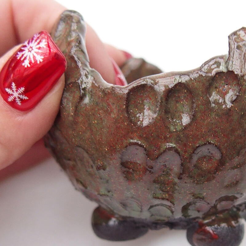 Coquille en céramique 8 x 8 x 6 cm , couleur rouge-vert