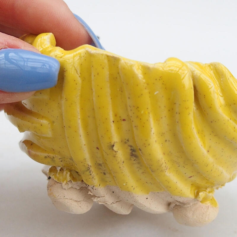 Coquille en céramique 9,5 x 9 x 6 cm , couleur jaune