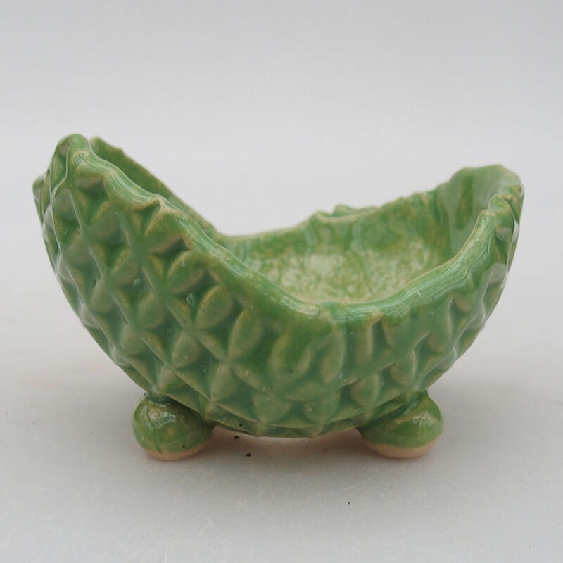 Coquille en céramique 9 x 8,5 x 5,5 cm , couleur verte