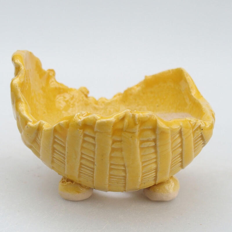 Coquille en céramique 9 x 8,5 x 6 cm , jaune